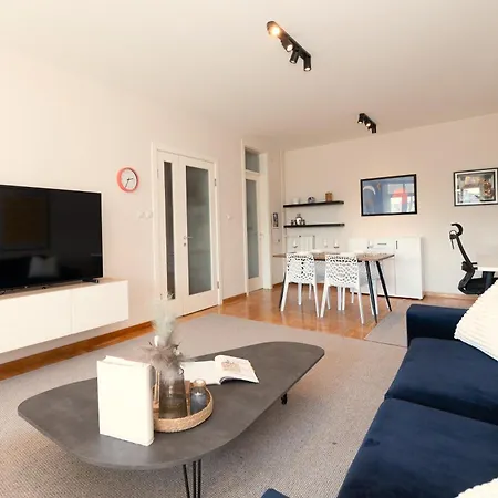Lux/boutique At Arena Belgrade