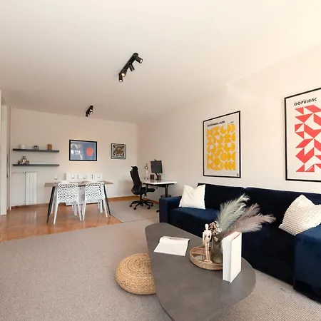 Lux/boutique At Arena Apartment *